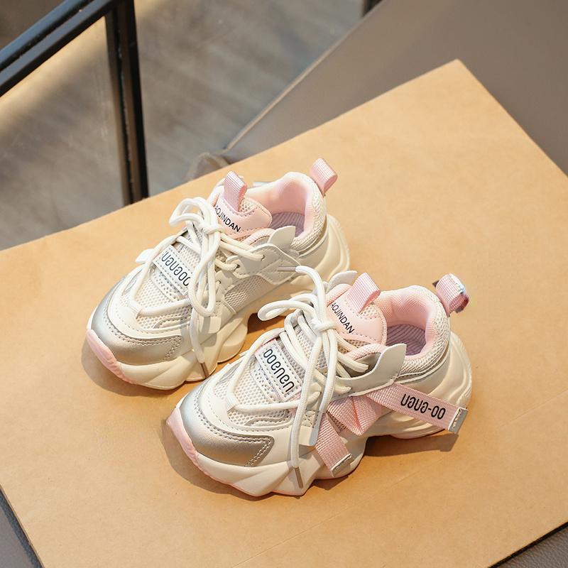 Kinderschoenen Sport 2026 Lente en Herfst Nieuw Meisjes Mode Casual Slijtvast Student Mesh Ademend Hardloopschoenen