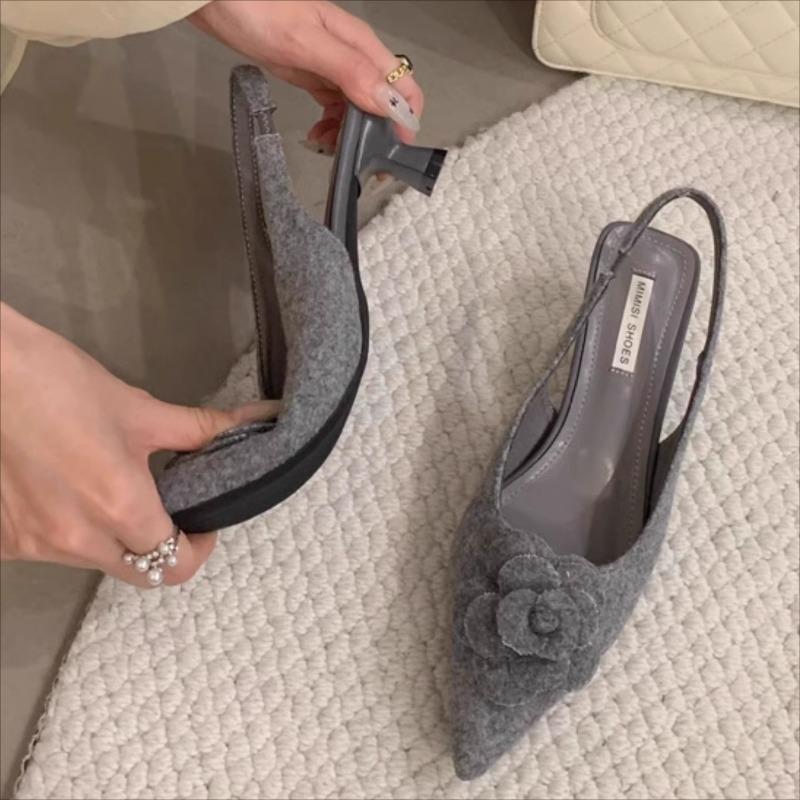 Fashion New Bao Head Low Heel Sandals Spring Pointed Head Shallow Mouth Flowers with A Word Anti-slip Wear-resistant Sandals