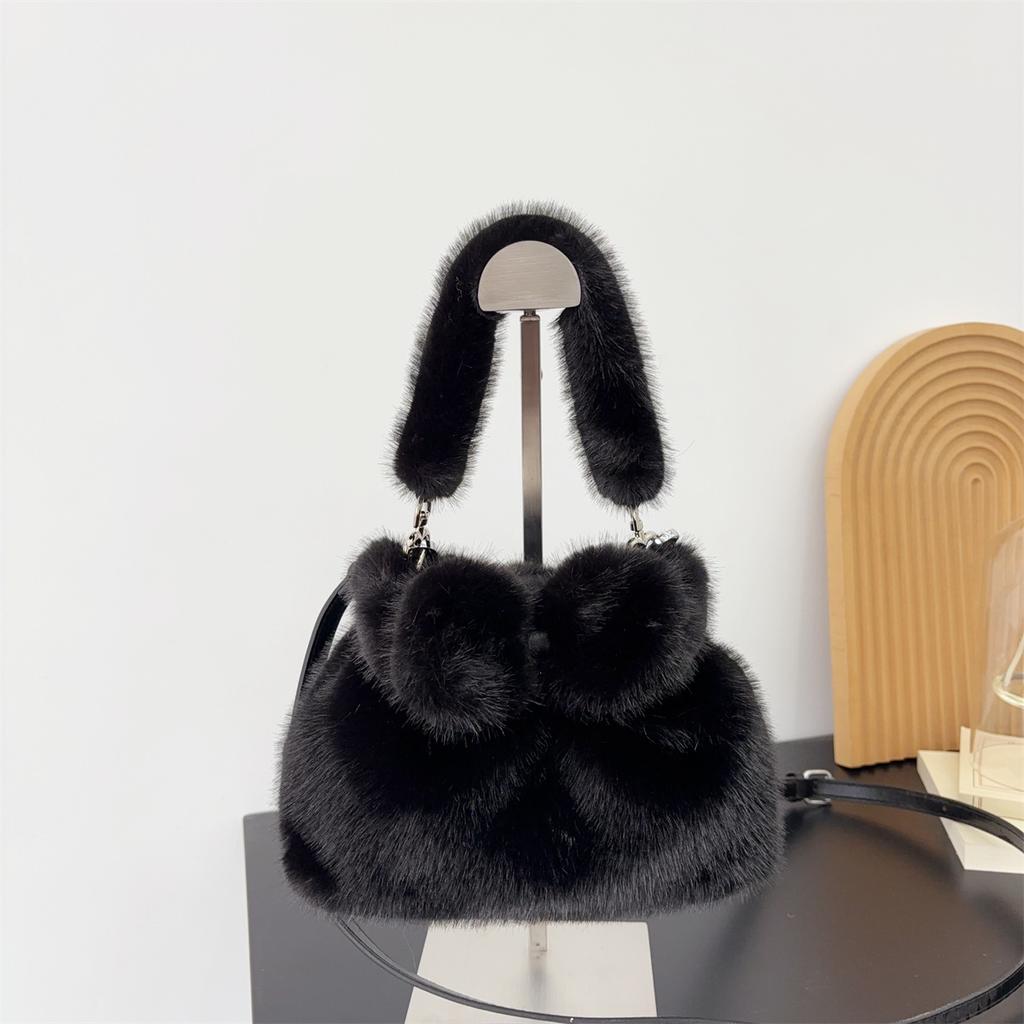 Cute Ball Faux Fur Shoulder Bags for Women Winter Furry Bowknot Bucket Crossbody Bag Solid Color Female Soft Plush Handbags