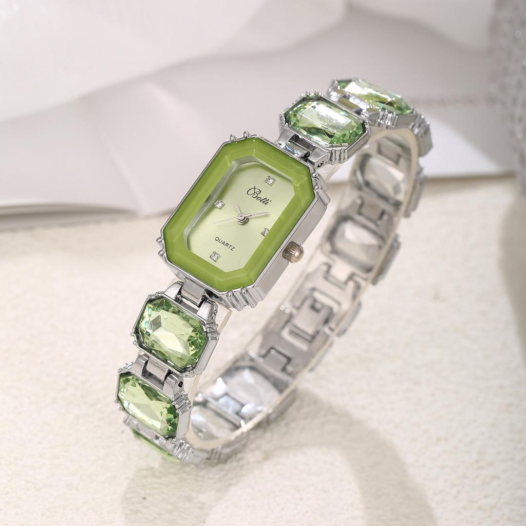 Ladies Fashion Square Quartz Watch With Alloy Bracelet And Decorative Waterdrop For Business Casual