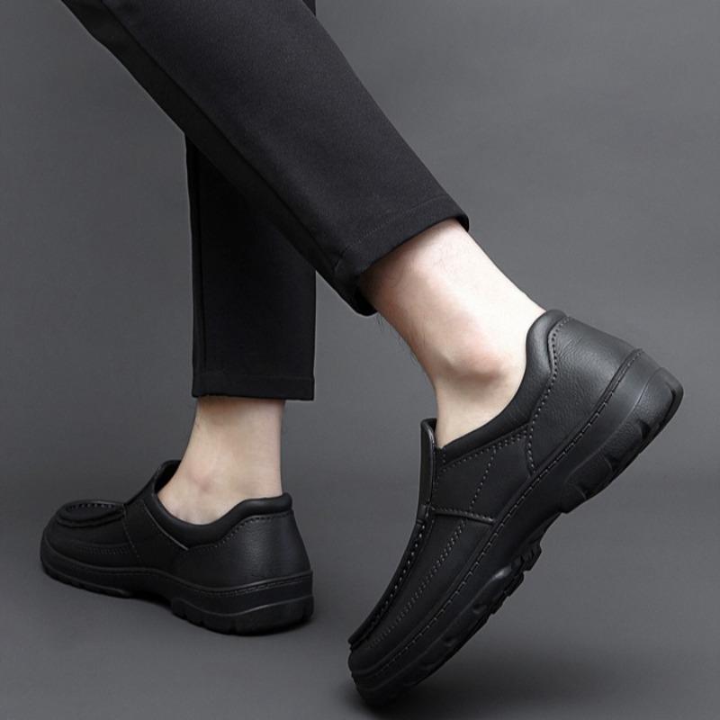 Man Shoes Waterproof Oil-proof Chef Shoes Lightweight EVA Kitchen Work Shoes Comfort Soft Loafers Casual Moccasins Rain Footwear