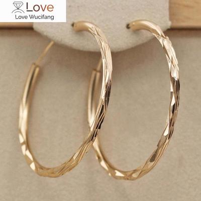 Απλό σχέδιο Χρυσό χρώμα Σκουλαρίκια με κρίκο μεγάλο κύκλο Κομψό γυναικείο κόσμημα ιδιοσυγκρασία Σκουλαρίκια γάμου αρραβώνων