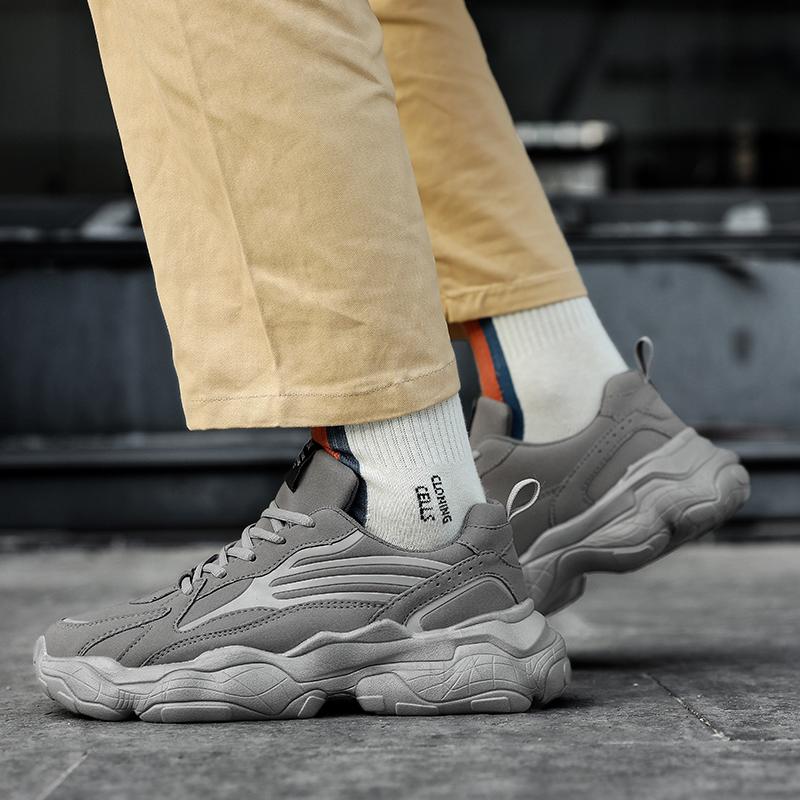 New luminous fashion shoes men's non-slip sports shoes Light casual shoes ins father shoes male students cushioned running shoes