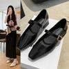 High heels women's autumn 2025 new French retro square head thick heel with temperament light mouth versatile single shoes