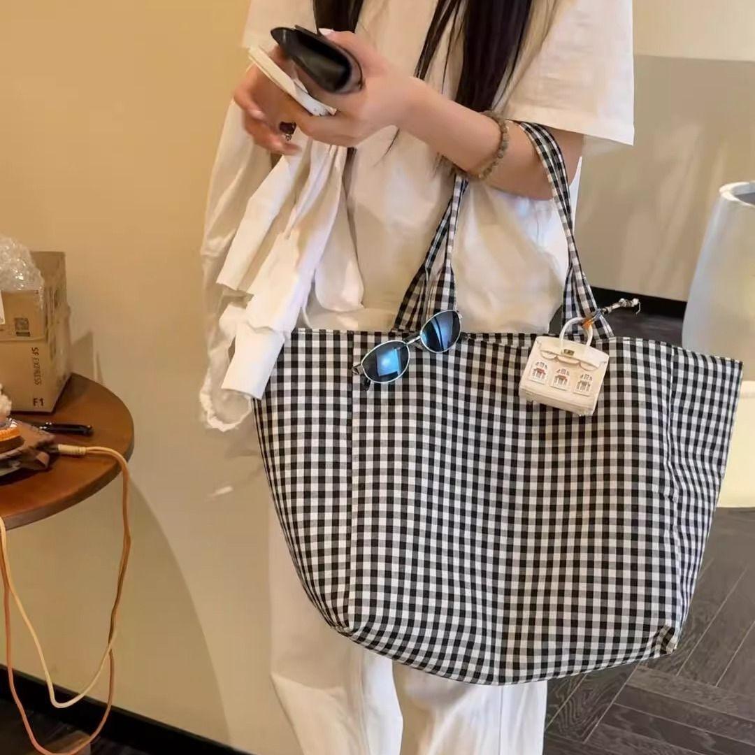 

Korean version of the new large-capacity double-sided mother and baby portable canvas shoulder bag, light going out shopping bag, mommy tote bag. Large [Double-sided Back] - Time-limited grab