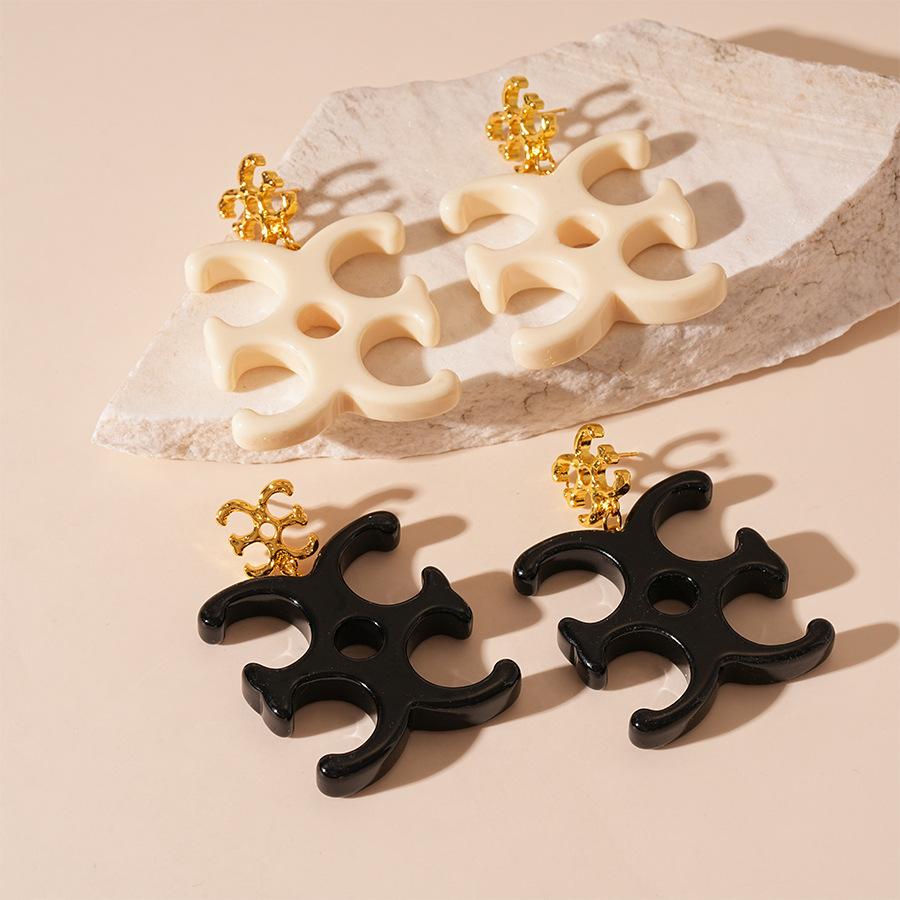 European American Resin Letter Geometric Silver Needle Earrings Simple Exaggerated Personality Ins‑Style Niche High‑End Trend Jewelry