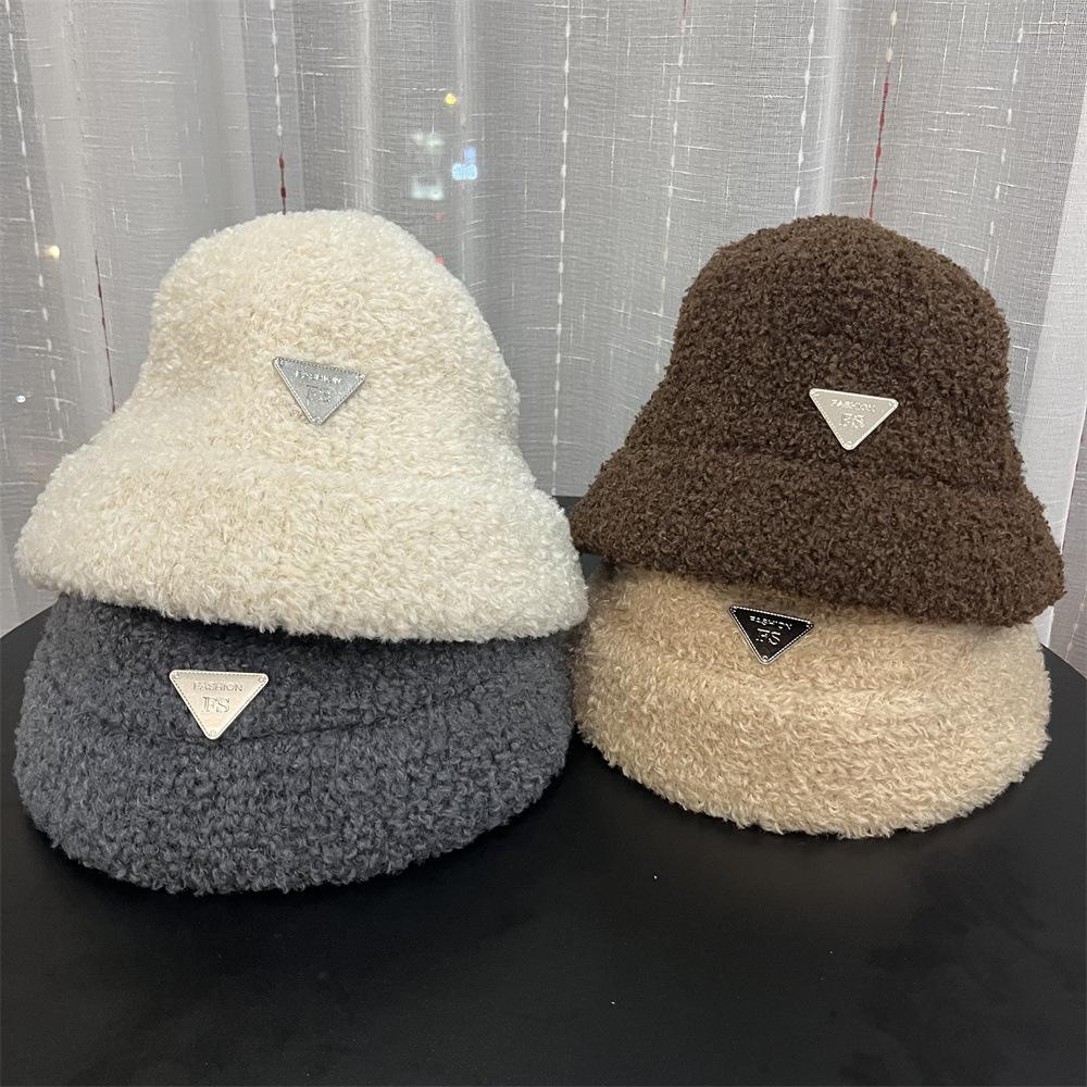 New Autumn and Winter Thickened Plush Hat Women's Cold-proof Versatile Fashion Warm Lamb Wool Basin Hat Ear Protection Bucket