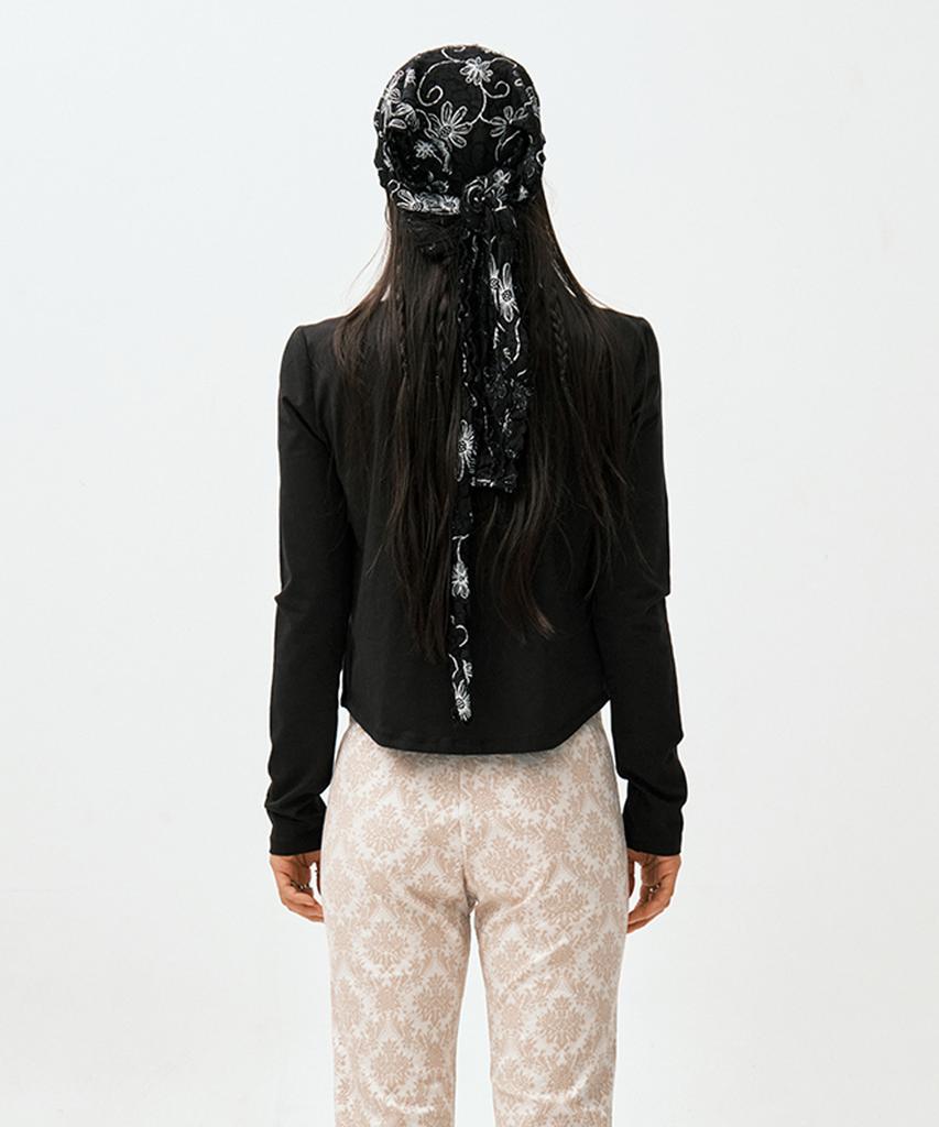 Soleubi Ribbon Lace Tee / Black