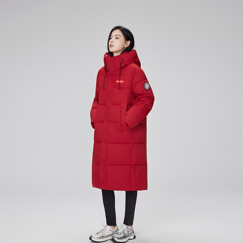 

Зимние куртки Женские зимние средней длины Утепленные Большого размера Съемный меховой воротник Пуховые хлопковые куртки Европейские и американские Длинные хлопковые куртки 3XL красный
