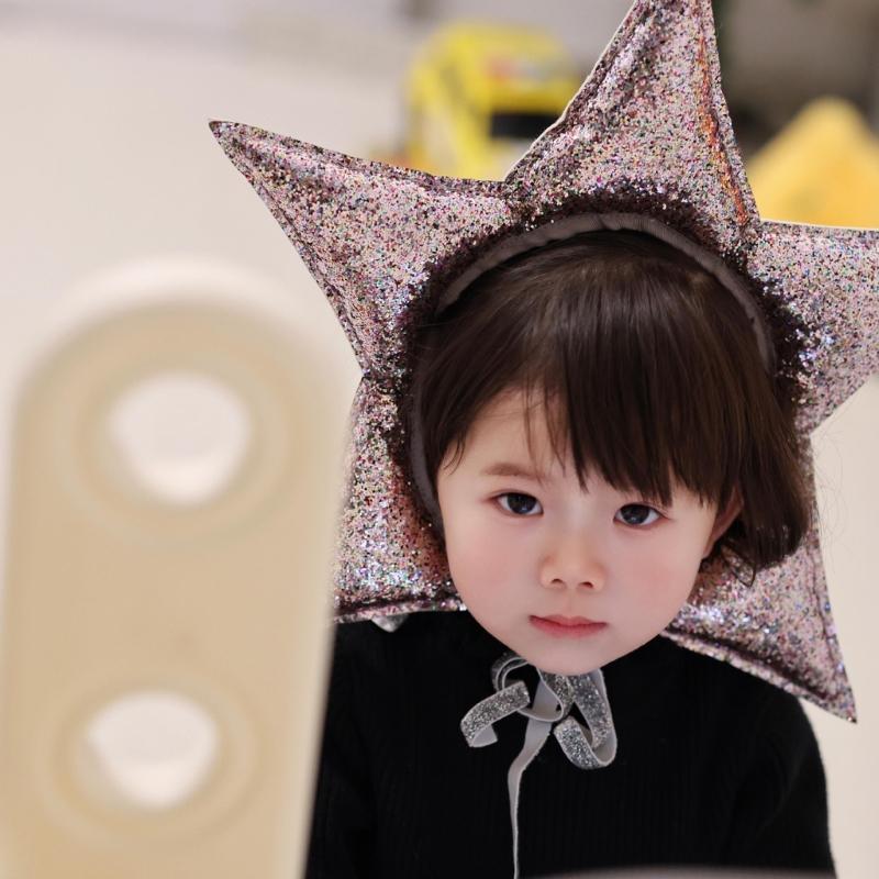 Stjärnhuvudstycke Klämma Krona Glitterig Stjärnhatt Hårstyling för Halloween Hårband Hatt Prinsessa Foto Rekvisita