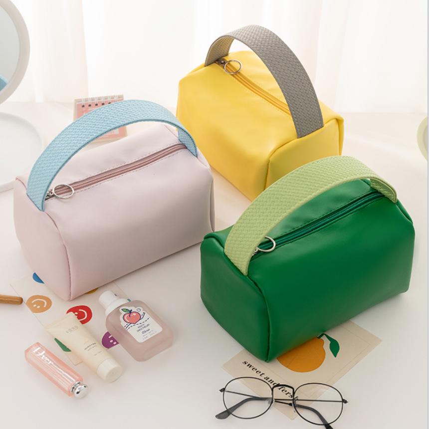 Large Capacity Portable Toiletry and Makeup Organizer Bag