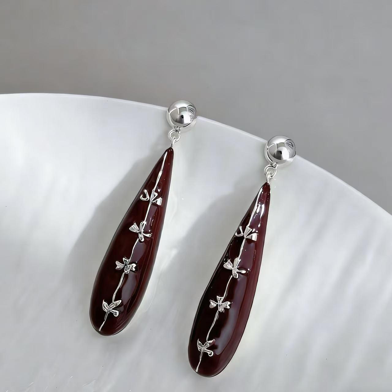 Thyme Enamel Retro Dangle Earrings - Simple, Luxurious High-End Design