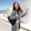 Powerbank Joyroom Jr-Pr2L 10000Mah 35W Z Wbudowanym Zwijanym Kablem Usb-C I Kablem-Smyczą Lightning - Biały
