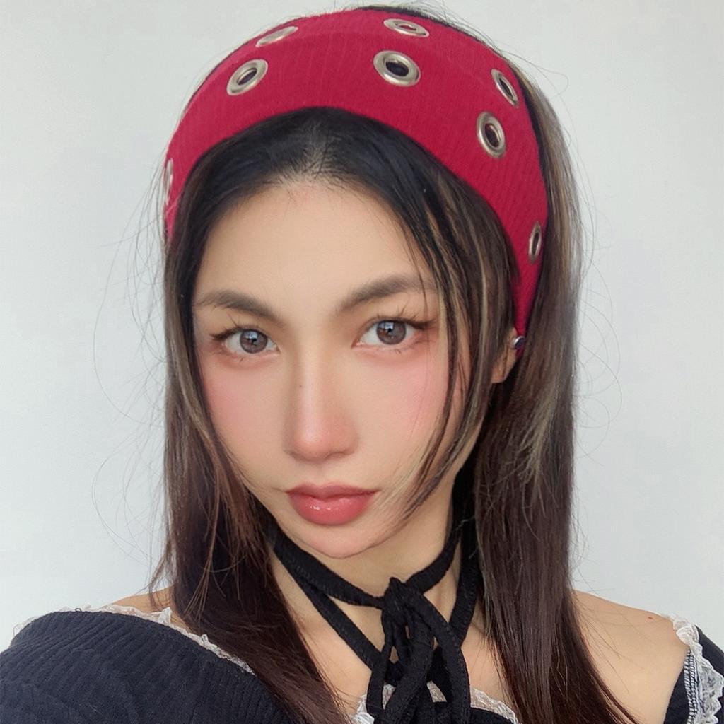 Punk Girl Elastic Headband With Hollowed Eyelets For Steampunk And Metal Rock Party Wear Women Fashion Accessories