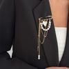 New Fashion Heart Tassel Brooch Women Pearl Beaded Pendant Brooch Creative Charming Versatile Banquet Jewelry Accessories Gifts