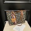 Retro Fashion Tote Bag Women'S Simple Leopard Print Large Capacity Shoulder Bag High Value Underarm Bag