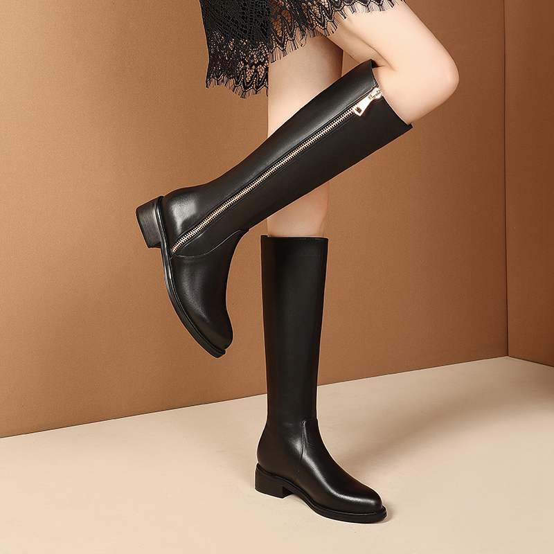 Krazing Pot Cow Leather Autumn Winter Shoes Thick Med Heels Big Size 45 Size 44 Zipper Decoration Concise Style Women Keep Warm Knee Boots