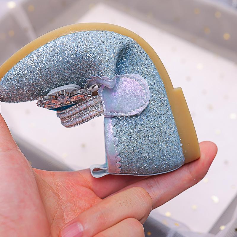 Girls' Rhinestone Princess Shoes: New 2025 Spring/Autumn Round-Toe Soft-Sole Shoes for Toddlers Ages 3-12, Perfect for Performances.