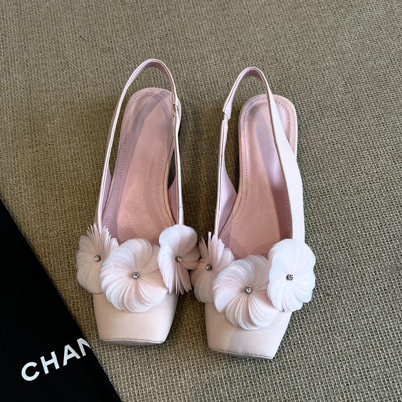 Design Temperament Square Head Shallow Mouth Flower Low Heel Single Shoes Women's French Versatile Thick Heel Bag Head Sandals