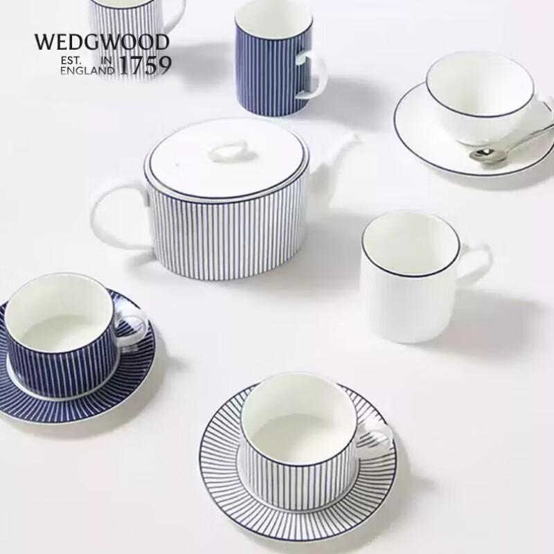 Wedgwood Blue Geometric Mug Gift Set
