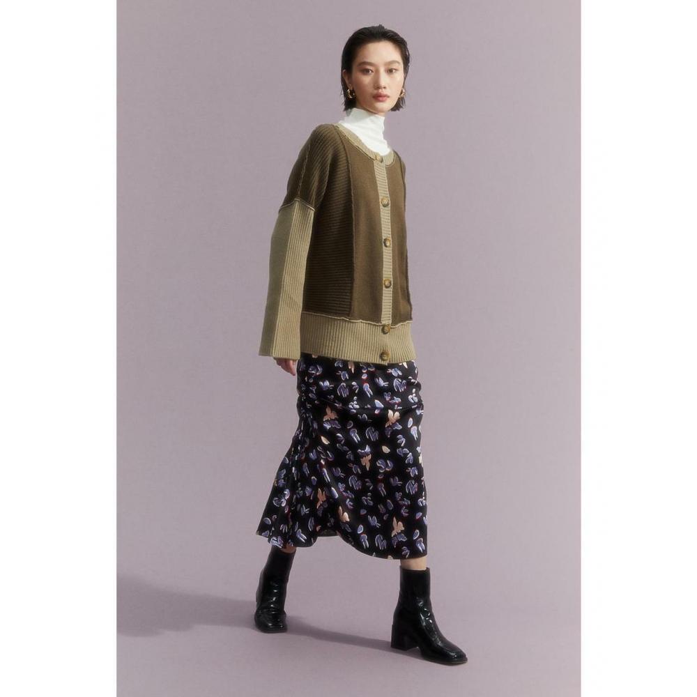 

Атласная юбка H&M с кулиской, черная с узором 1211497002