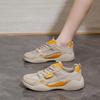 2025 Sommer neue koreanische ins atmungsaktive kleine weiße Schuhe Damen hohle lässige Board-Schuhe dicksohlige vielseitige Muffin-Schuhe ausländischer Stil
