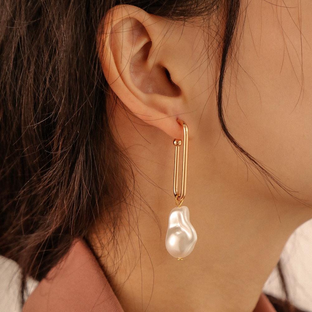 1 Pair of   Women's   Earrings  U-shaped  Special-shaped Pearl  Ear Hooks