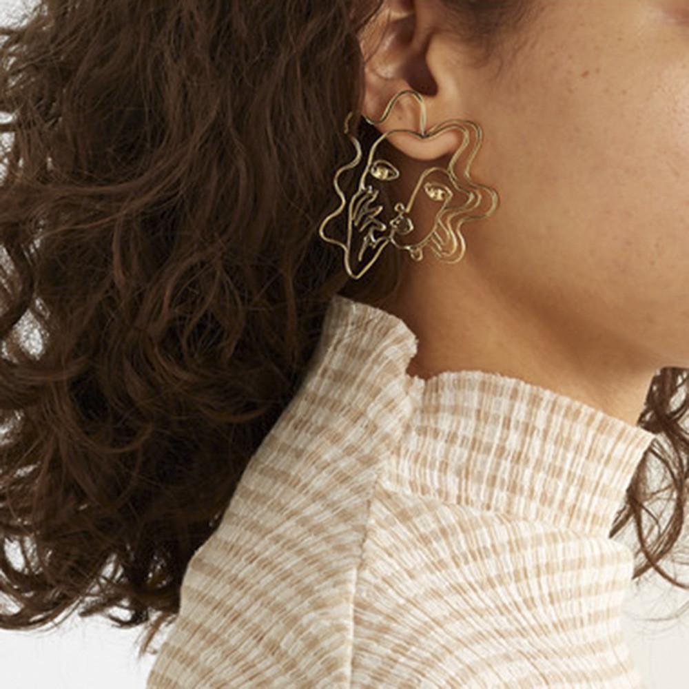 Alloy Face Trendy Earrings Fashionable Geometric Design Street Style Jewelry