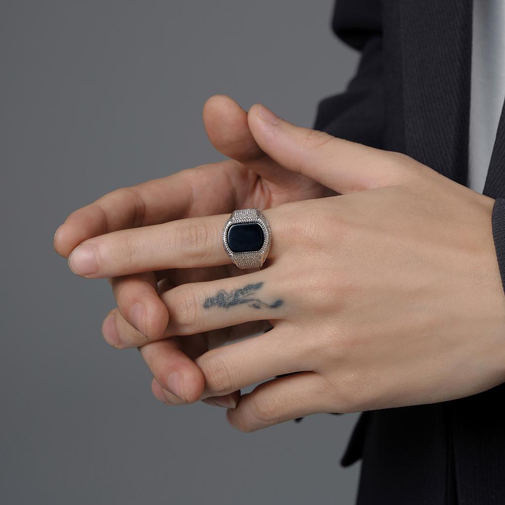 New Fashion Gold Color Chunky Punk Stainless Steel Finger Ring for Men Women Punk Vintage Oval Black Stone Ring