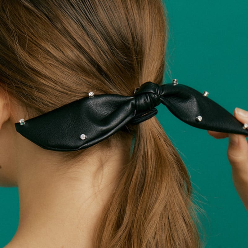 

XPIER Кожаная кубическая резинка для волос black