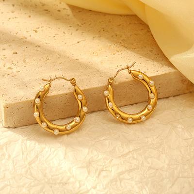 Mode Retro Stil Runde Eingelegte Perle Edelstahl Ohrringe Damen Trend Plattiert 18K Gold Leichte Luxus Ohrringe