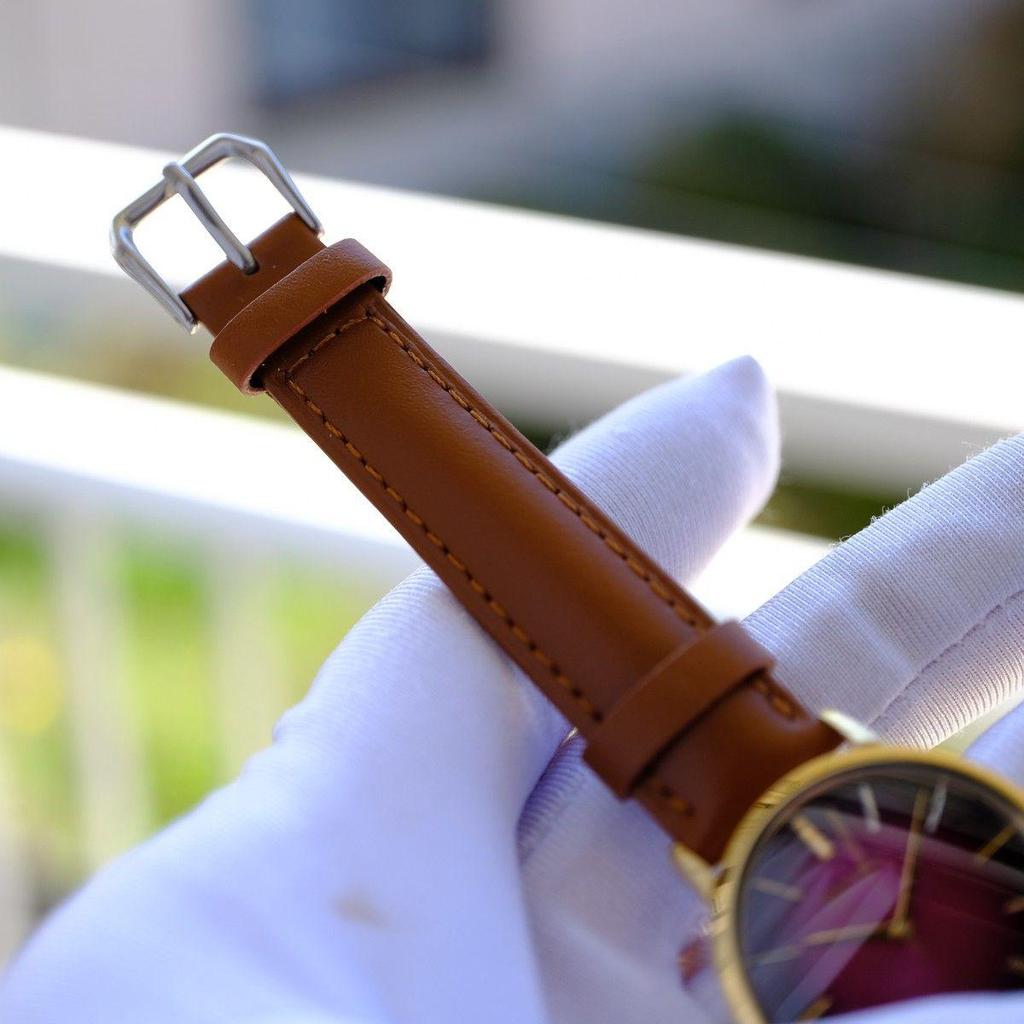 Used [In operation] SEIKO brown leather quartz watch gold case OMEGA