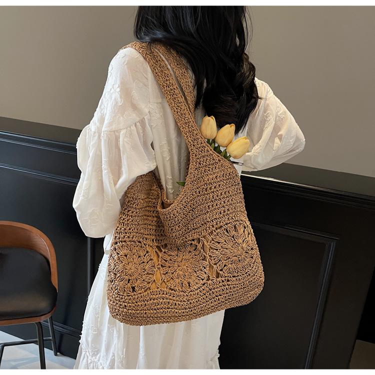 Large Capacity Woven Bag Women's Summer 2025 New Shoulder Straw Bag Seaside Vacation Beach Bag