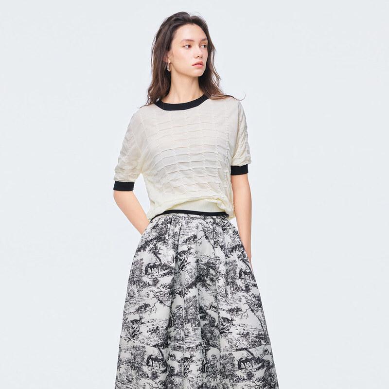 

Shetu Color-block Textured Knit T-Shirt F