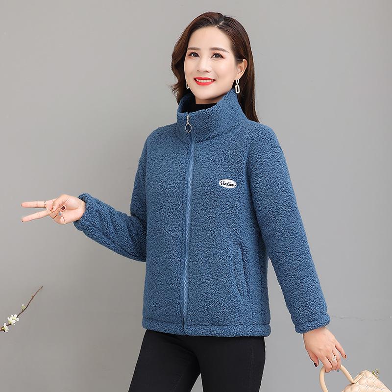Kuschelige Lammfelljacke: Plüschige, verdickte Winterbekleidung für Frauen mittleren und höheren Alters