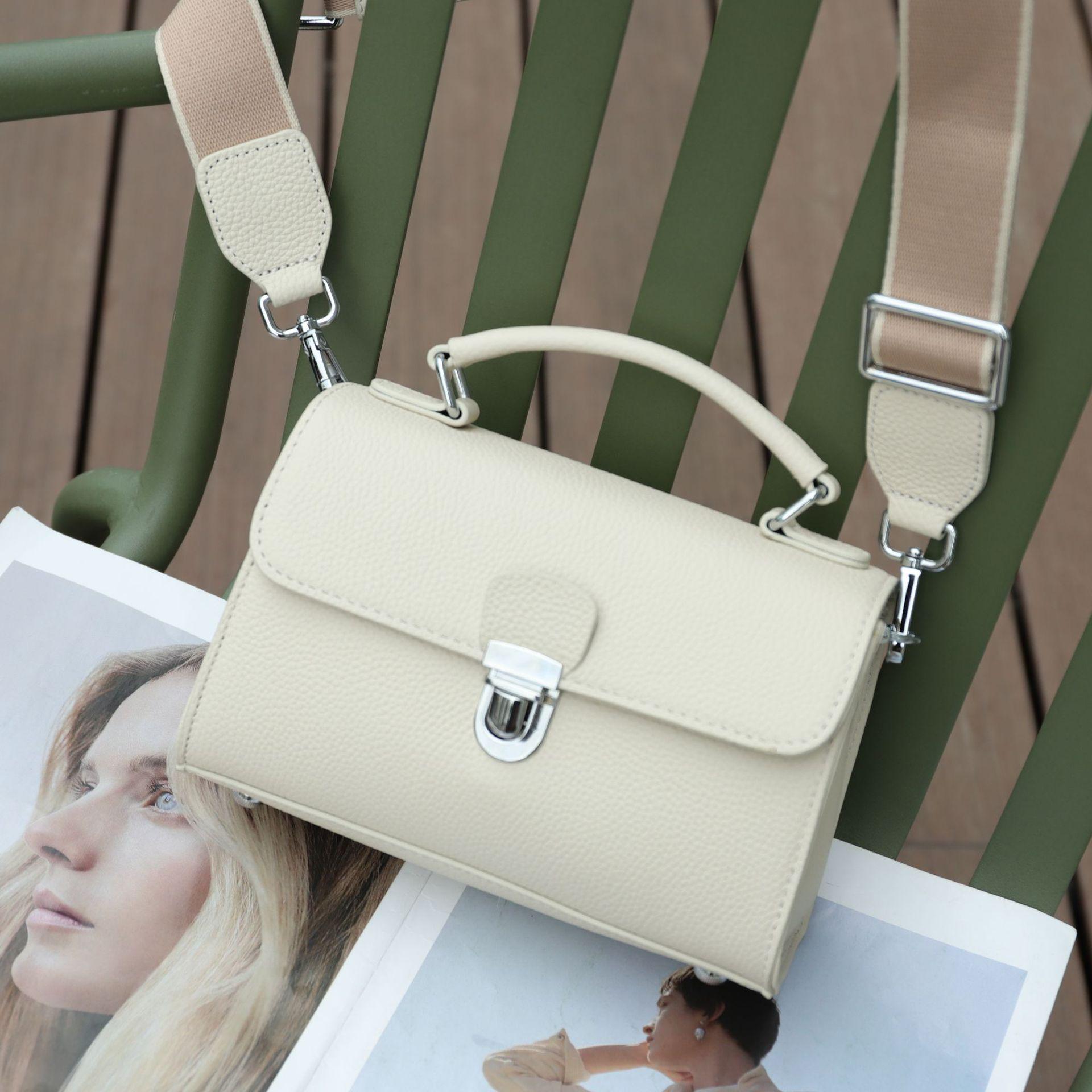 

Trendy Soft Leather Women s Crossbody Handbag – Versatile, Fashionable, Small Square with Wide Strap 22x10x15CM