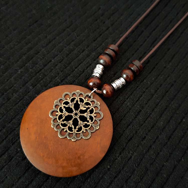 Ethnic Style Cotton-Linen Wooden Sweater Chain Necklace with Alloy Leaf Pendant