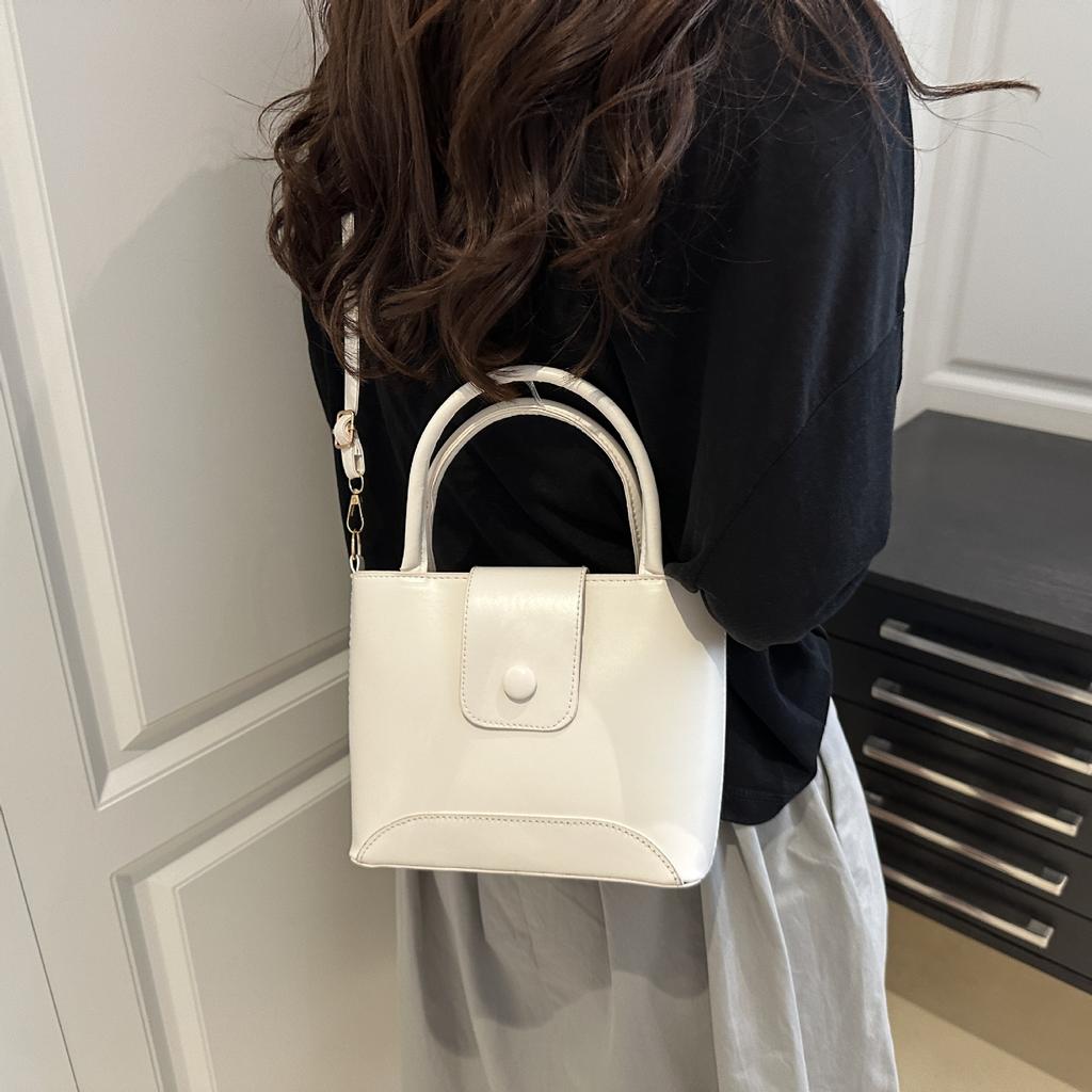 Premium bag women's 2025 new trendy Korean version fashion portable bucket bag summer casual shoulder messenger bag
