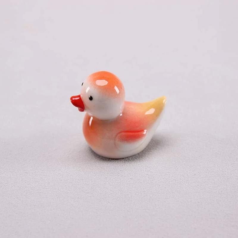 1-4pcs Funny Duck Ceramic Crafts Chopstick Shelf Cute Healing Series Office Decompression Ceramic Duck Ornament For Home