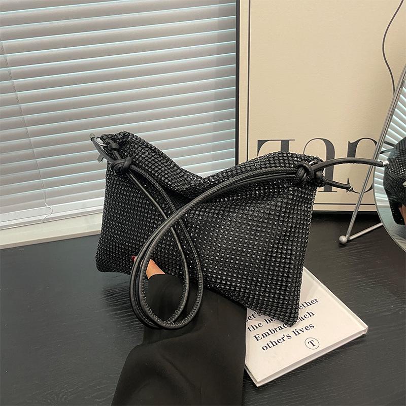 Сумка-пельмень под мышкой ручной работы с бриллиантами, металлическая сумка с пайетками, полностью усыпанная бриллиантами и стразами, премиальная сумка с эффектом вспышки, женская чёрный