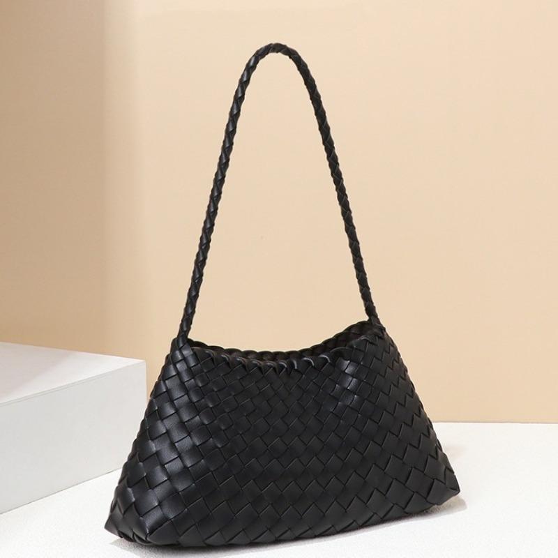 New women's bags, fashionable hand-woven bags, portable vegetable baskets, shoulder bags, personalized crescent bags.