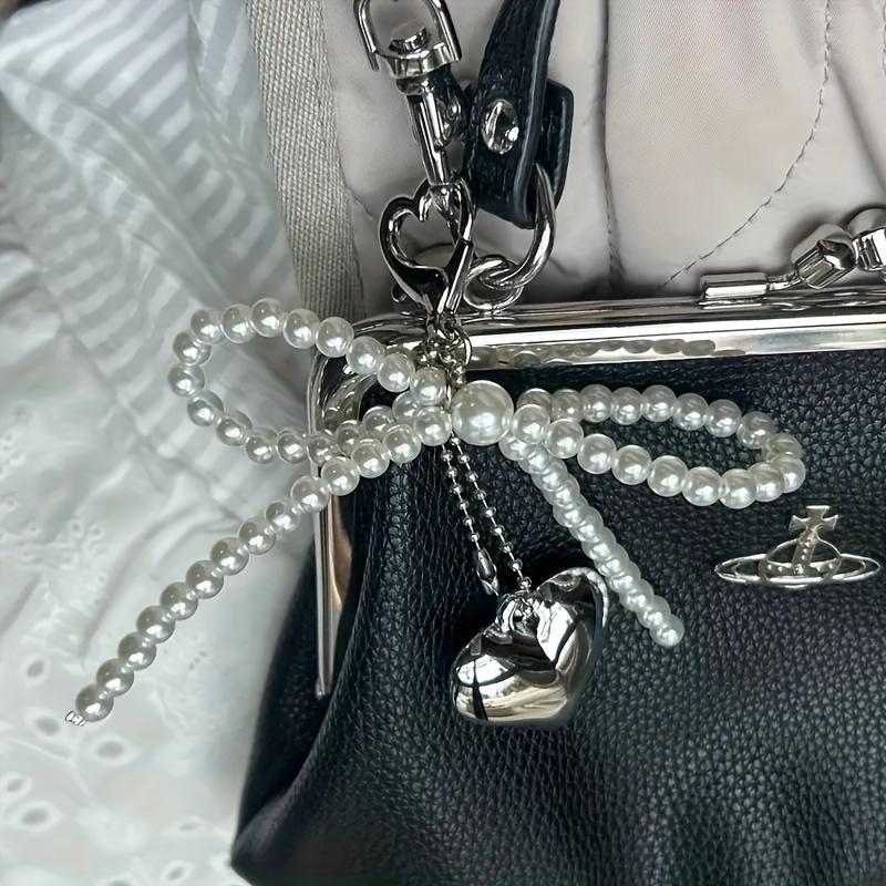 Uroczy i Elegancki Metalowy Srebrzysty Medalion w Kształcie Serca z Perłową Kokardką Duży Rozmiar - Idealny Dodatek na Romantyczne Walentynki