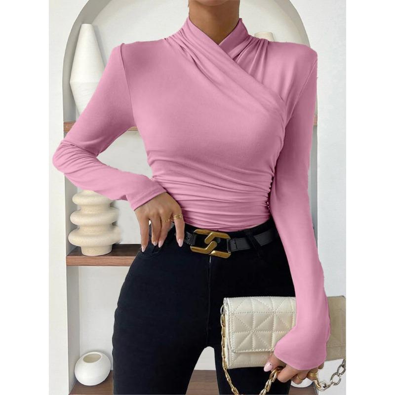 Schlankes und vielseitiges gerafftes T-Shirt mit Kreuzausschnitt für Damen im Herbst-/Winter-Design