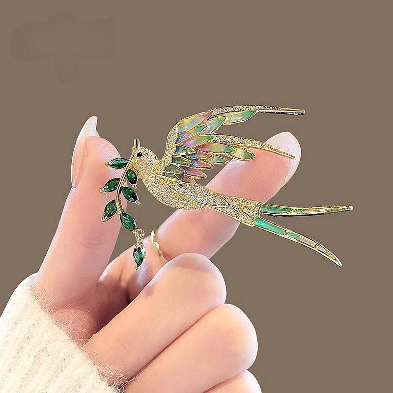 Creative Luxury Rhinestone Crystal Magpie Bird Brooches For Women Clothing Coat Accessories Gifts 1pc