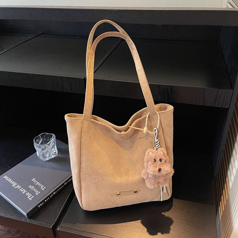 Large Capacity Bucket Bag Fashion Trend Casual Texture Shoulder Bag Autumn New Personalized Women's Tote Bag