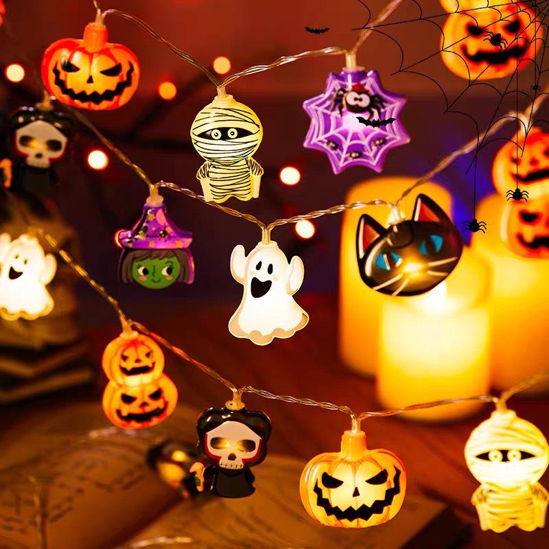 2025 Waterproof Outdoor LED Halloween String Lights for Courtyard Decoration and Atmosphere.