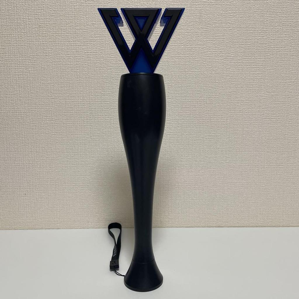 [USED] WINNER Korea Official Light Stick ver.1 BK