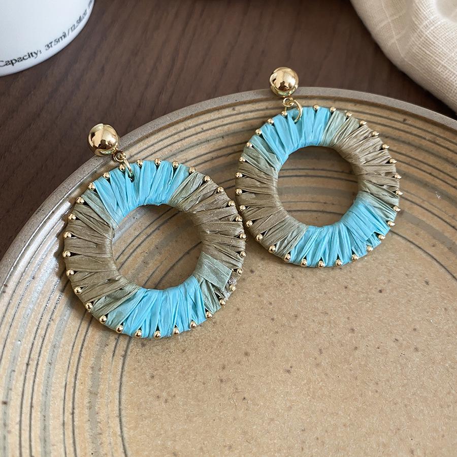 French fresh blue geometric flower resin earrings light luxury stud earrings personality temperament earrings women