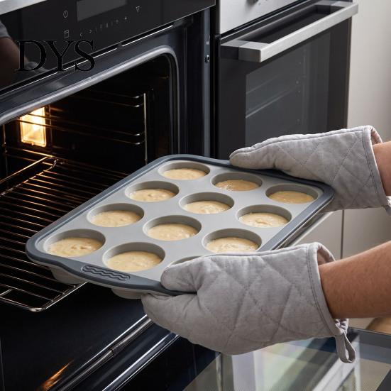 Muffins Baking Tray Silicone Muffin Pan for Baking, 6/12-Cavity Easy Release Cake Clean Mold, Food Grade Nonstick Cupcake Mold Kitchen Flexible Cups