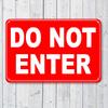 Red Do Not Enter Tin Sign No Trespassing Warning for IndoorOutdoor Use Durable Metal Wall Hanging Decor Unframed Per